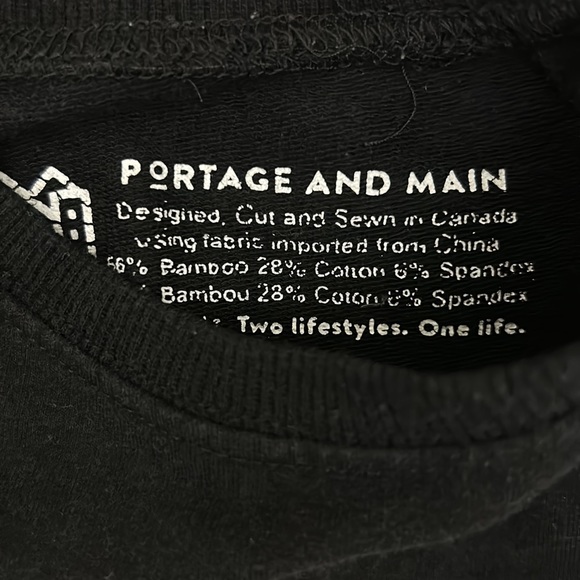 Portage & Main Top - Picture 3 of 3